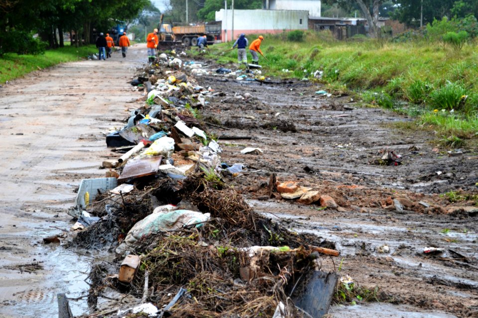 11.07.2018 - SSUI - Limpeza Cidade de Rio Grande - Foto Janine Tomberg (37)