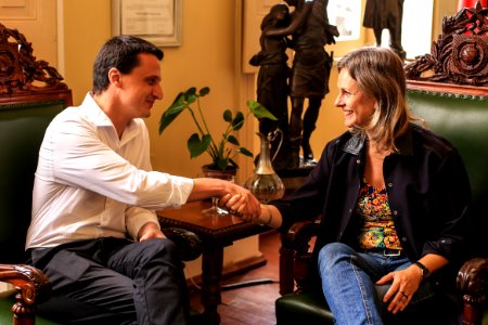25.01.2018 - Prefeita Paula Mascarenhas em reunião com novo assessor especial Samuel Ongaratto, que será responsável  pelo Pacto Pelotas Pela Paz.