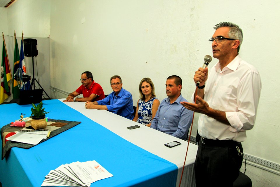19.04.2018 - Prefeita Paula Mascarenhas e o vice Idemar Barz realizam entrega dos certificados para formandos do curso de Justiça Restaurativa - Foto: Gustavo Vara