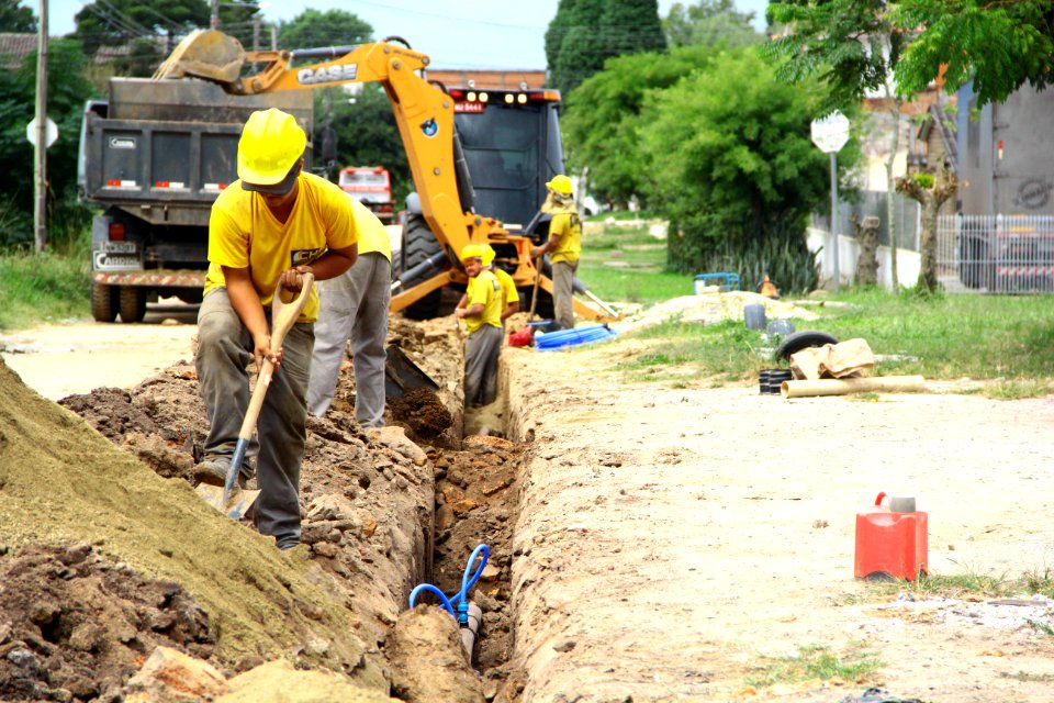 26.03.2019 - Gab Vice Prefeito - Prefeito em exercício vistoria obras do SANEP - Foto Marcel Avila