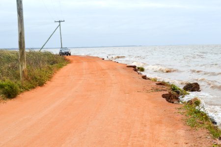 10.09.2018 - Danos na estrada do Pontal da Barra - Foto Janine Tomberg