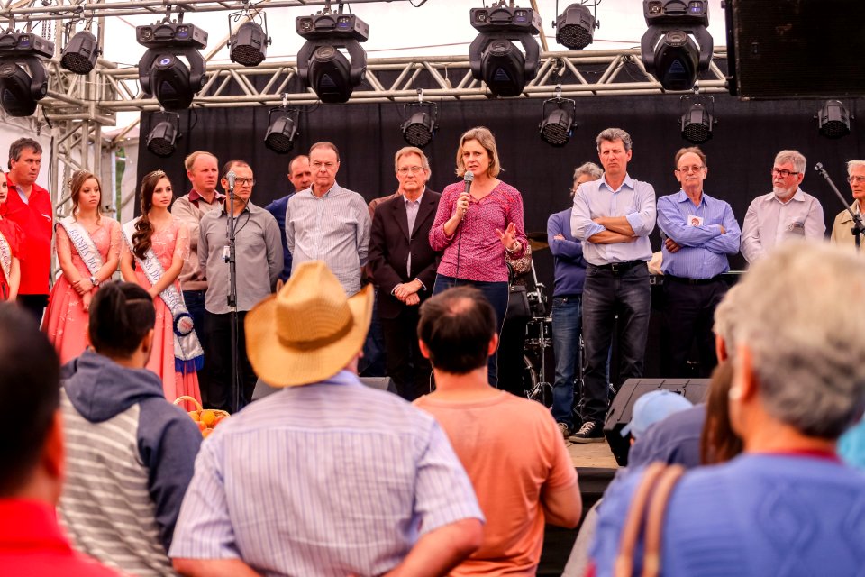 02.12.2018 Abertura Oficial da Festa Municipal do Pêssego - Fotos Gustavo Mansur