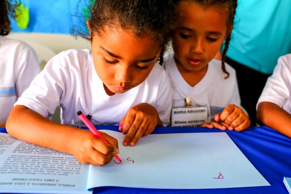 08.11.2018 Lançamento do Livro da EMEI Paulo Freire - Fotos Gustavo Mansur