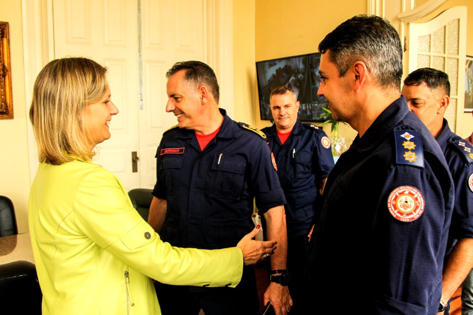 13.02.2019 - Prefeita Paula Mascarenhas em reunião com comandante geral do CBMRS - Foto: Gustavo Vara