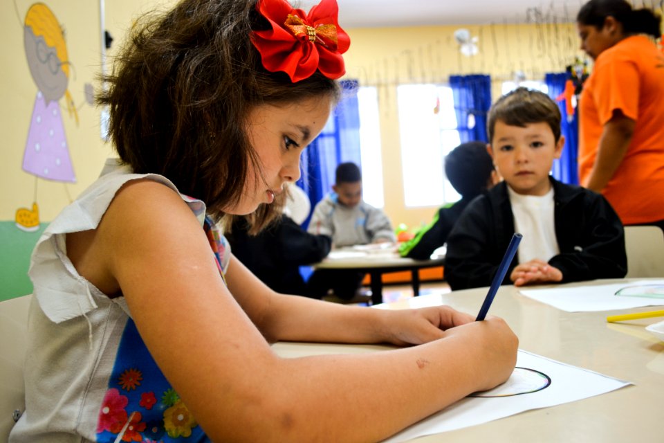 26.10.2018 - Confecção de livro da Escola Paulo Freire - Foto Luiza Meirelles
