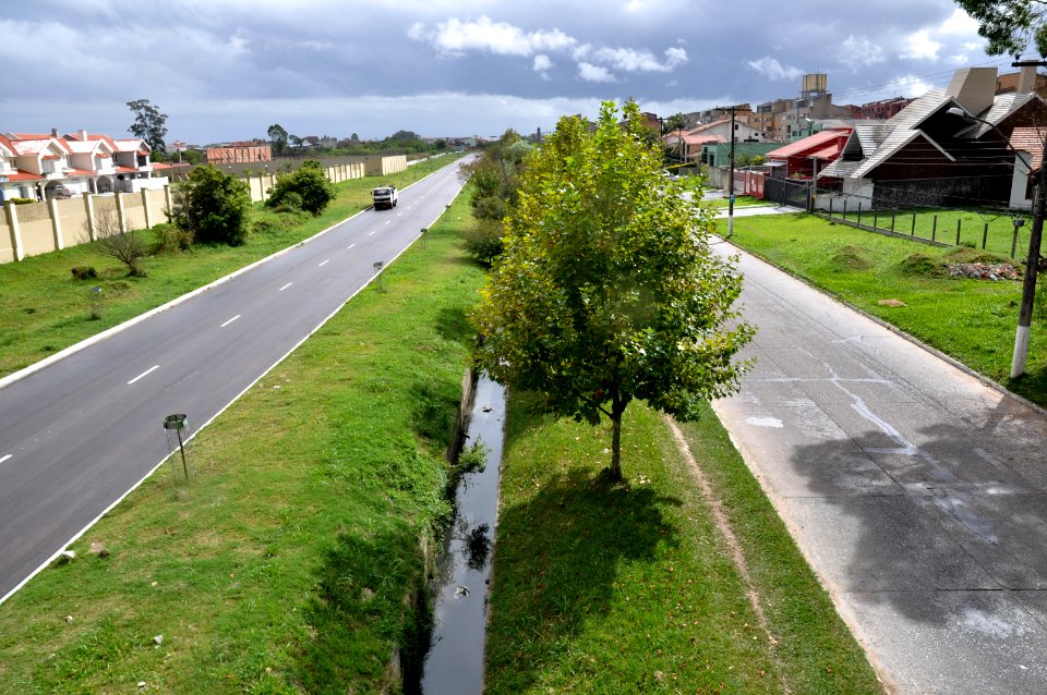 Avenida Juscelino k de Oliveira - Foto Janine Tomberg