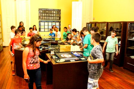 23.11.2017 - Prefeito em exercício Idemar Barz recebe alunos da Escola Fernando Osório que visitam o Paço Municipal