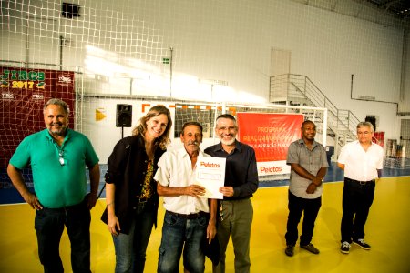 25.01.2018 - Prefeita Paula Mascarenhas durante entrega de certificados de regularizacão fundiária do Mário Meneghetti - Foto: Gustavo Vara