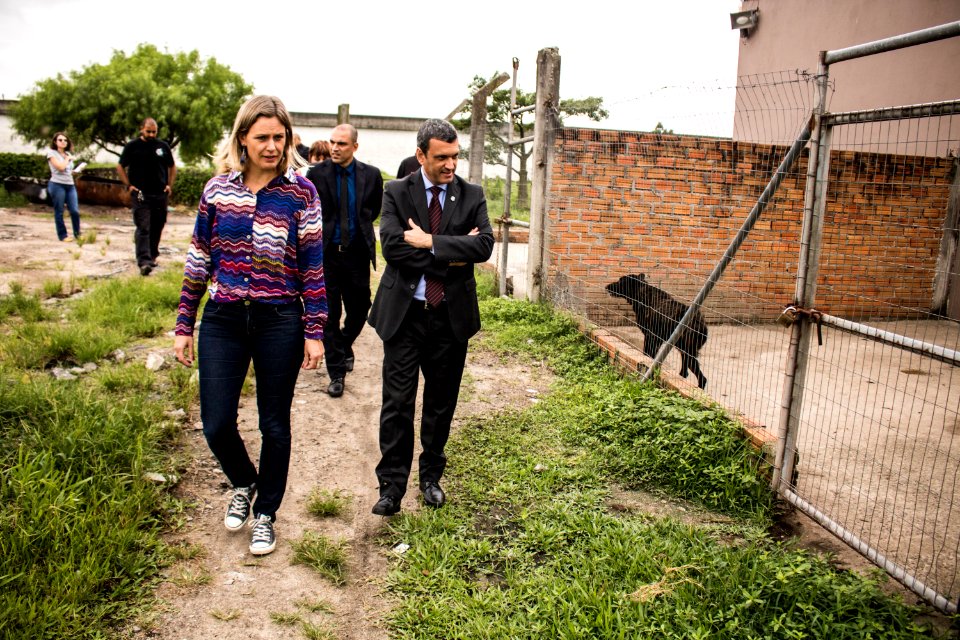 12.02.2019 - Prefeita Paula Mascarenhas recebe a visita  do superintendente da Susepe, Mario Santa Maria Junior, onde vistoriaram o Presídio Regional de Pelotas e a escola Franklin Olivé Leite - Foto: Gustavo Vara