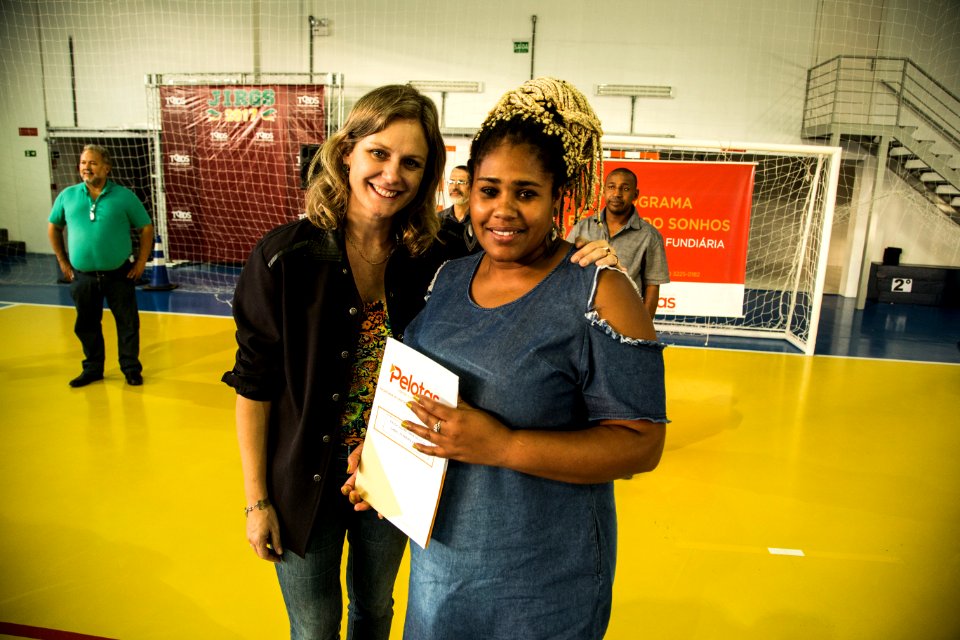 25.01.2018 - Prefeita Paula Mascarenhas durante entrega de certificados de regularizacão fundiária do Mário Meneghetti - Foto: Gustavo Vara