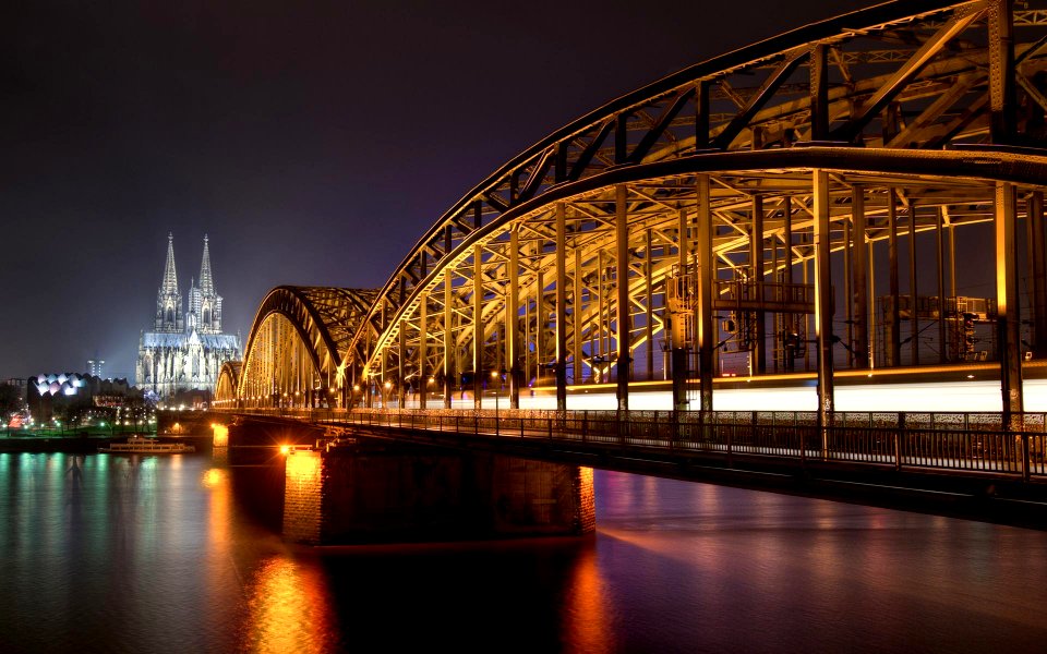 Koln-Bridge-Night