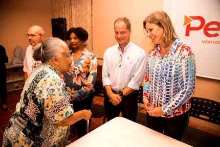08.04.2019 - Prefeita Paula Mascarenhas realiza assinatura da ordem de início das obras de reforma do Cras São Gonçalo no Navegantes - Foto: Gustavo Vara