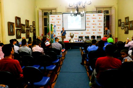 01.04.2019 - Vice-prefeito Idemar Barz na entrega da premiação do Campeonato de Futebol amador - Foto Michel Corvello