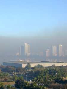 Wolkenkratzer im Smog