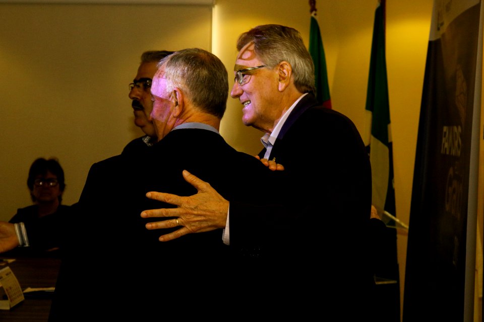 26.03.2019 - Idemar Barz representa prefeita no encontro da Famurs sobre prêmio Boas Praticas - Foto Michel Corvello