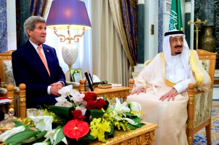 Secretary Kerry Sits With Saudi King Salman Before Bilateral Meeting in Riyadh (17402045165) photo