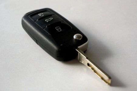 car-keys-1234786 960 720