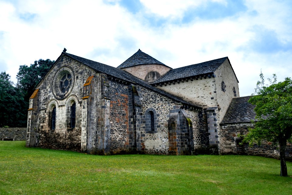 Abbaye de Mègemont à Chassagne 01