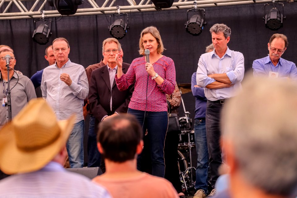 02.12.2018 Abertura Oficial da Festa Municipal do Pêssego - Fotos Gustavo Mansur