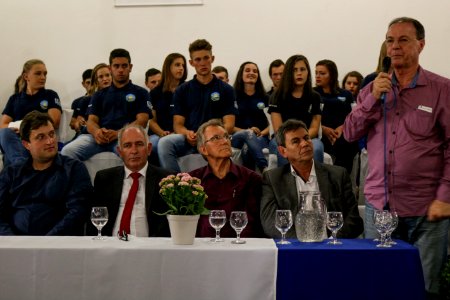 29.11.2018 - Gab Vice - Idemar Barz e Jair Seidel com Formandos da Emater em Canguçu - Foto Michel Corvello