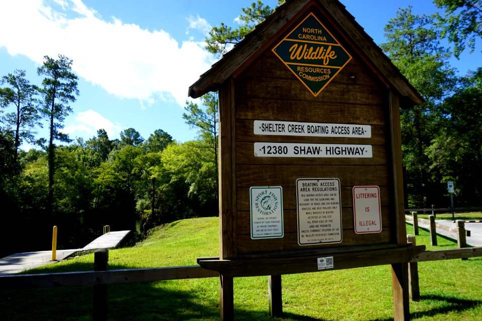 sign Holly Shelter Game Land ncwetlands KG (1)
