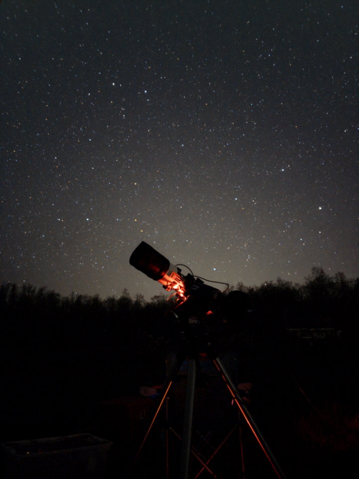 PXL 20210405 035013409.NIGHT