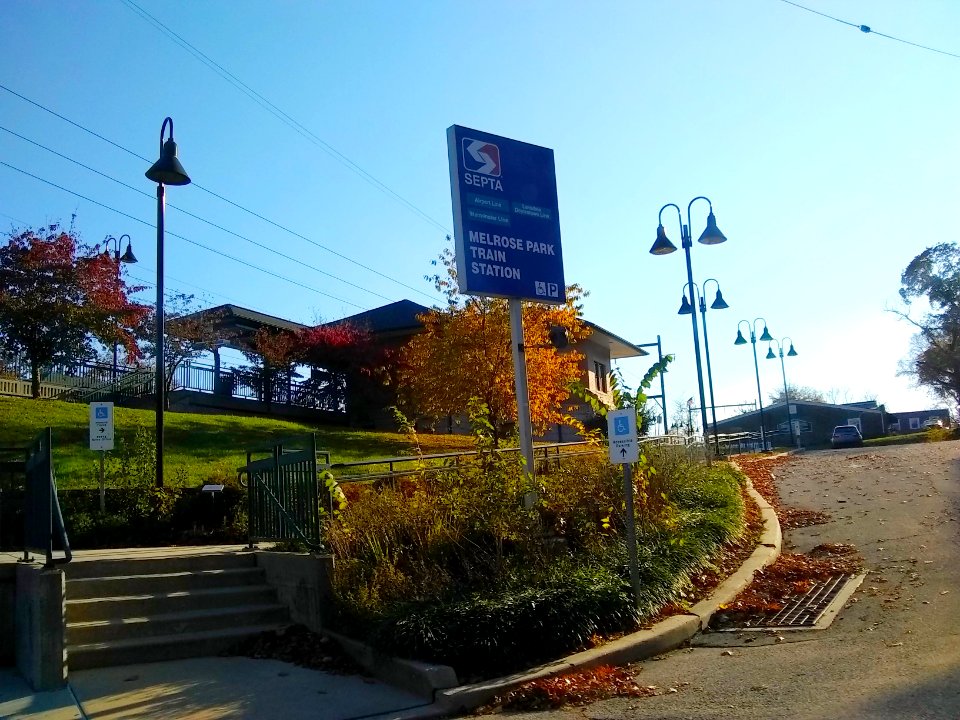 Melrose Park train station