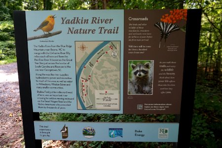 sign Audubon Trail at Tanglewood Pk ncwetlands KG (2)