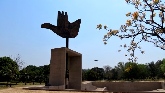 Open Hand Monument