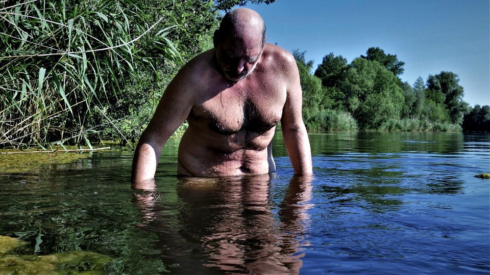 wet guy