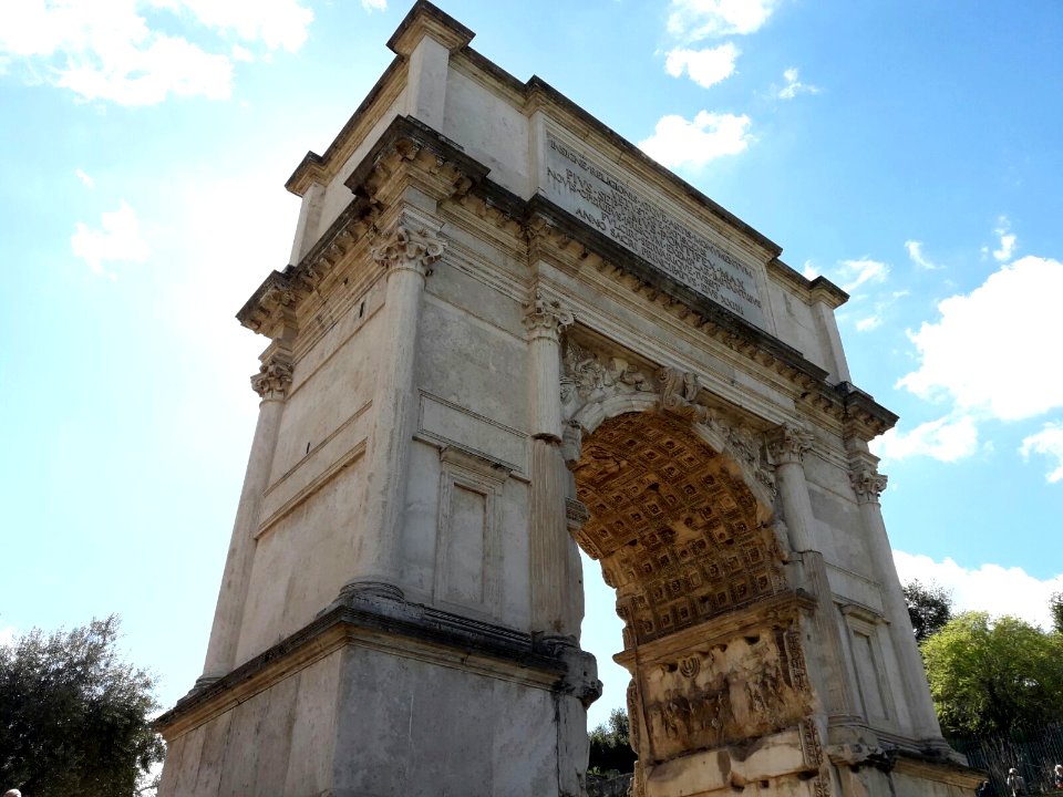 Arco de Constantino (Roma, Italia)