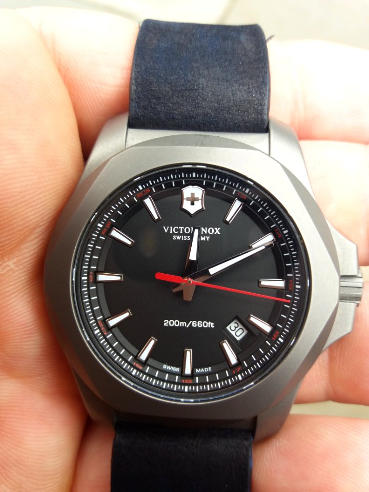 Victorinox Inox titanium black