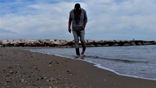 beach walk barefoot photo