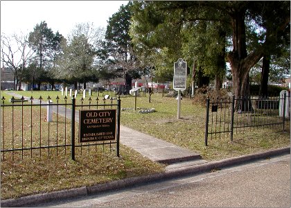 Old City Cemetery also called Founders Cemetery (Livingston, Texas)