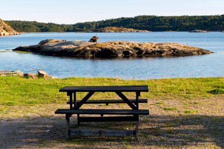 Picnic bench at Lahälla 1 photo
