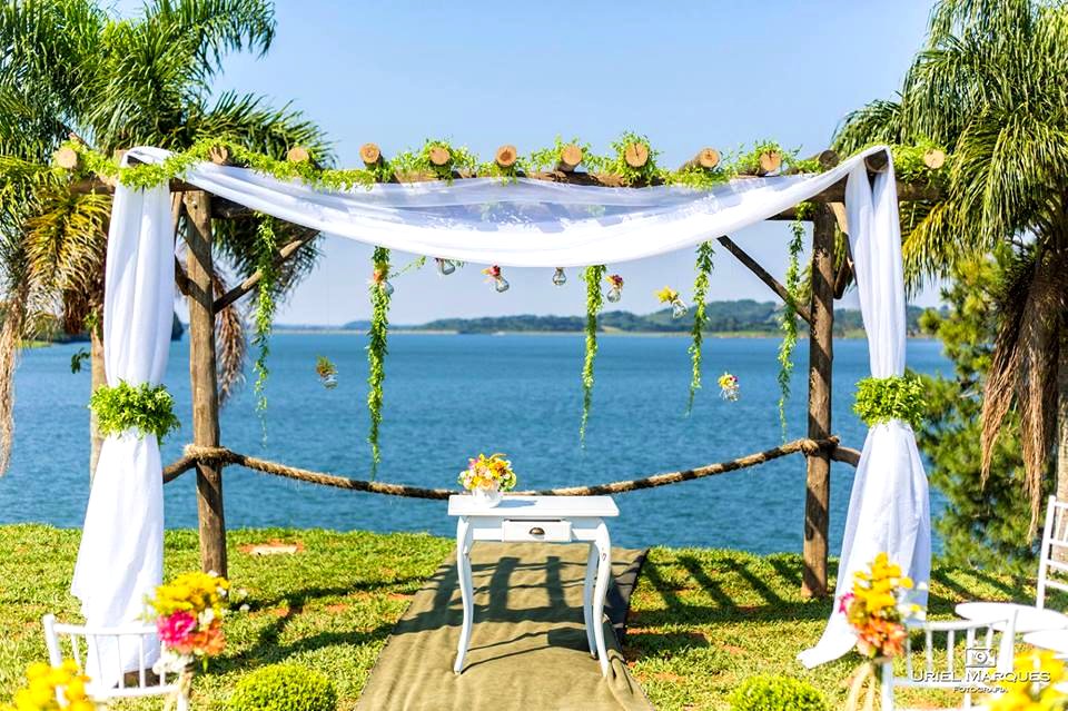 Casamento ao ar livre93