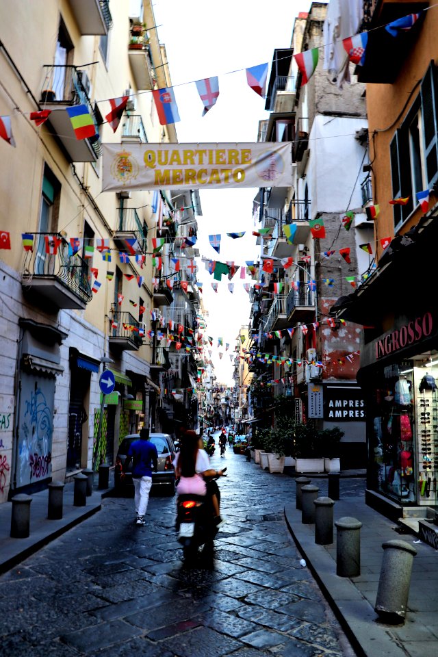 Napoli street