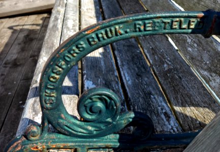 Cast iron bench made by Skogsfors Bruk detail 1