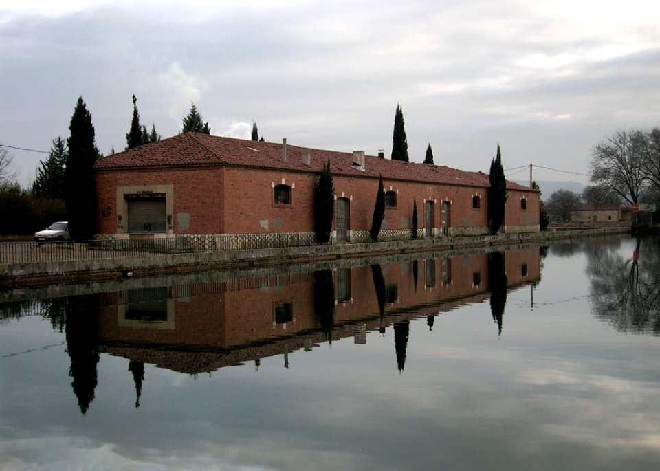 Palencia. Dársena del Canal de Castilla