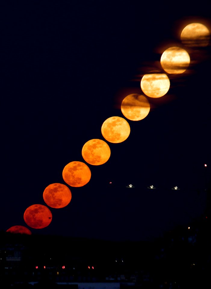 Moon 040118