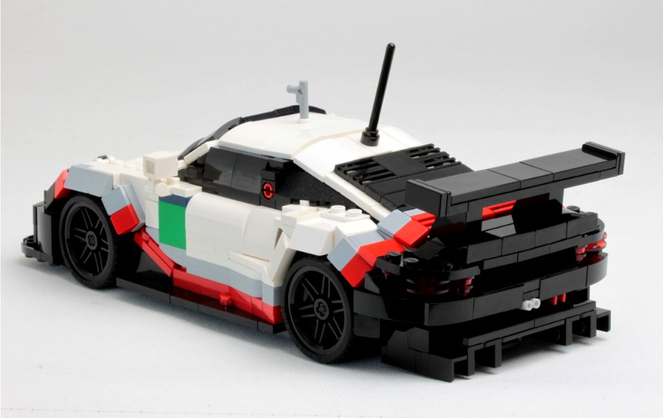 Porsche 911 RSR in scale 1:20 - rear