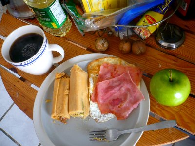 Rica combinación tamalitos con huevito