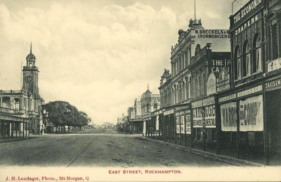 c. 1914. Business centre of Rockhampton.
