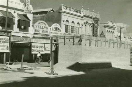 c. 1940. Newly constructed air raid shelter on East Street, Rockhampton.