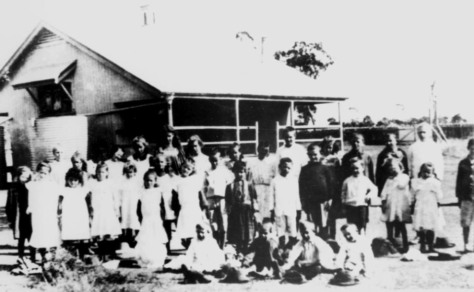 c. 1908. Group portrait of students at Morven State School Queensland.
