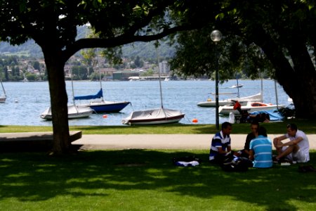 Picnic in the park in Zürich photo