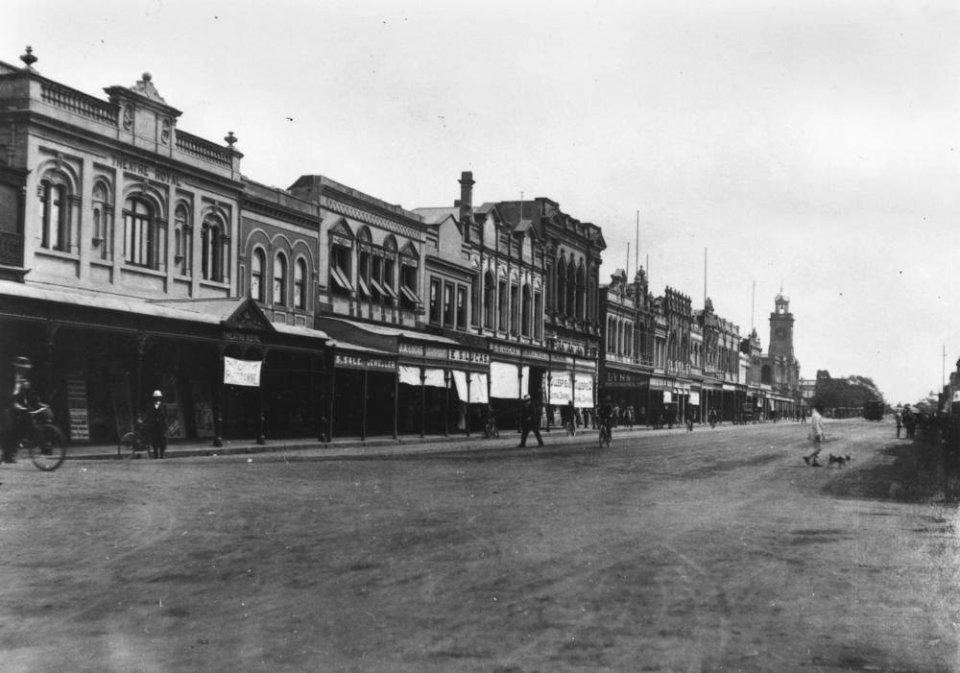 c. 1912. Theatre Royal and other businesses along East Street, Rockhampton.