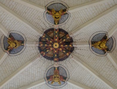 Croisée d'ogives angéliques de l'église Saint-Eusèbe - Auxerre photo