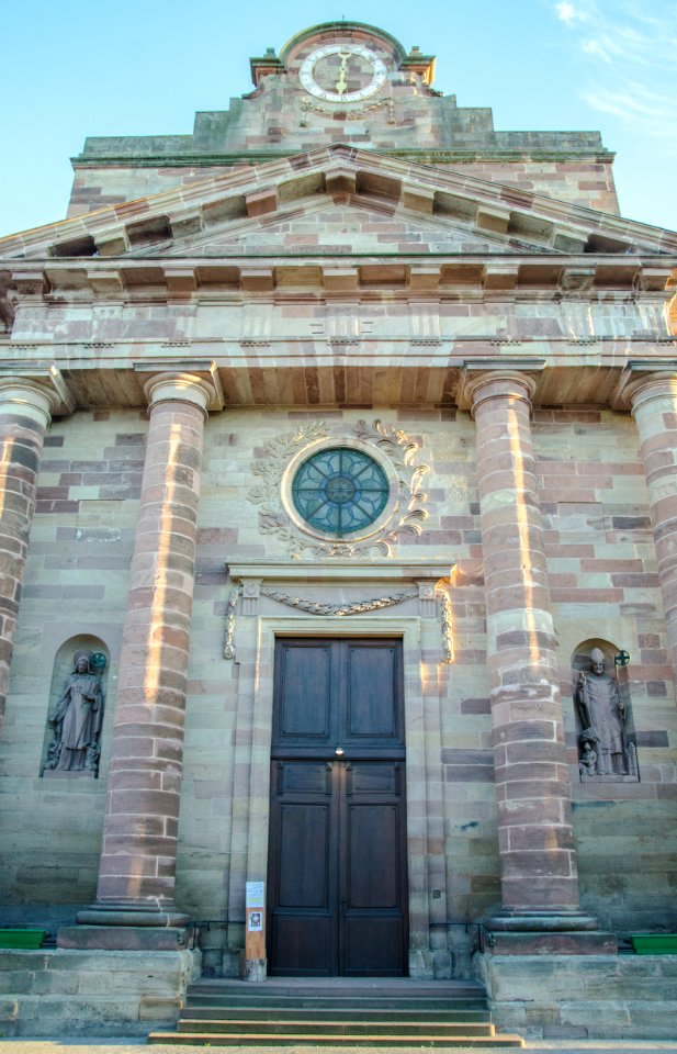 Façade de l'église Saint-Étienne
