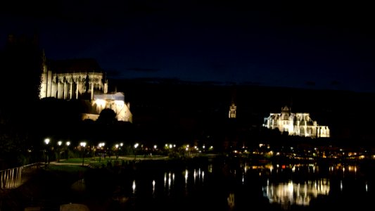 Le quai de la république et ses vieilles dames - Auxerre photo